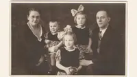 Wilhelm Hamelmann bersama istri pertamanya dan tiga anak mereka. (Lilli Heinemann)