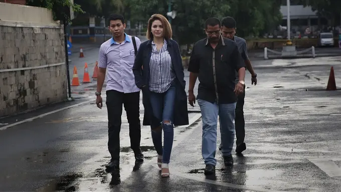 [Bintang] Nikita Mirzani