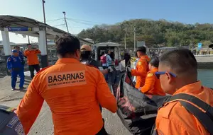 Mayat Mengambang di Pelabuhan Lembar, SAR: Bukan Korban KMP Putri Yasmin