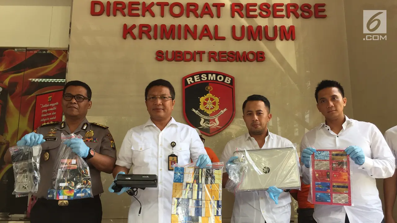 Pold Metro Jaya Tangkap Sembilan Orang WNA Pelaku Kasus Skimming