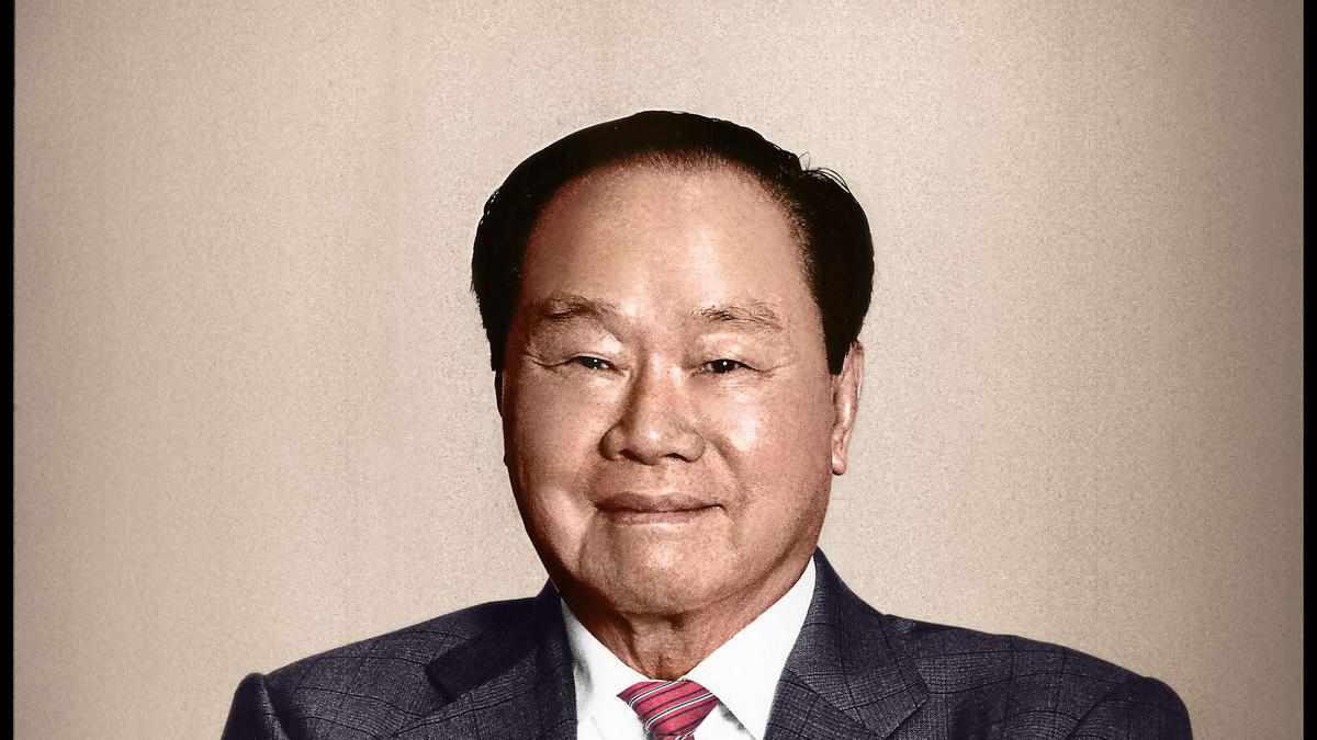 Perjalanan Bisnis Pendiri Sinar Mas Eka Tjipta Widjaja Bisnis