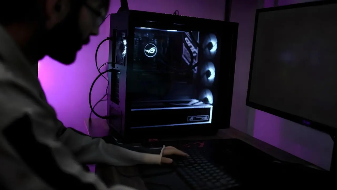Desktop gaming ROG GM700TZ. Credit: Asus