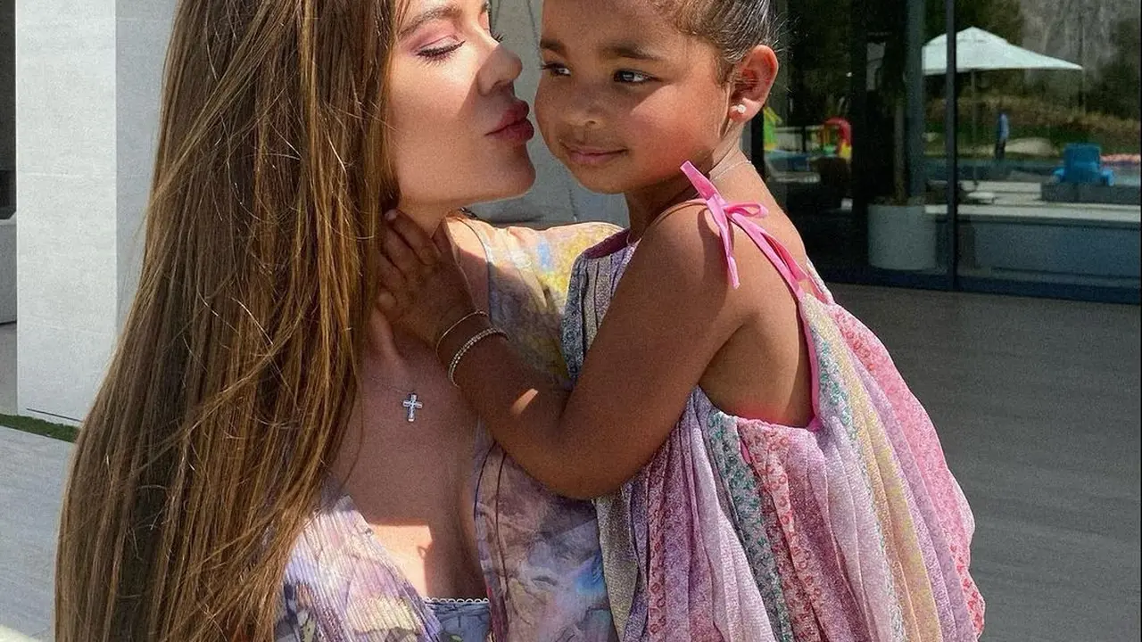Khloe Kardashian dan True Thompson