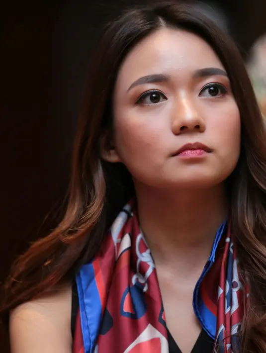 Sebagai orang baru mengisi suara, ia juga beberapa kali harus mengulangnya. Pemeran Wini dalam film Baracas: Barisan Anti Cinta Asmara itu mengakui kesulitannya menjadi dubber. (Adrian Putra/Bintang.com)