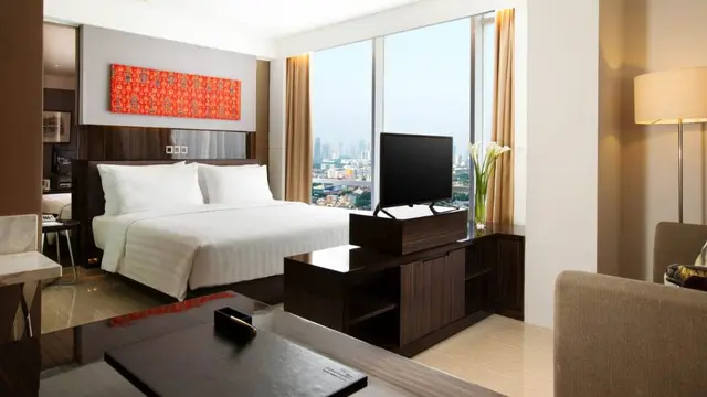 Kamar Premiere Room di Hotel Santika Premiere Hayam Wuruk
