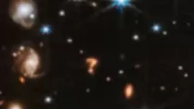 Galaksi berbentuk tanda tanya
