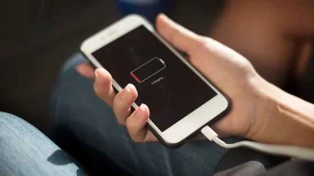 Charging Handphone
