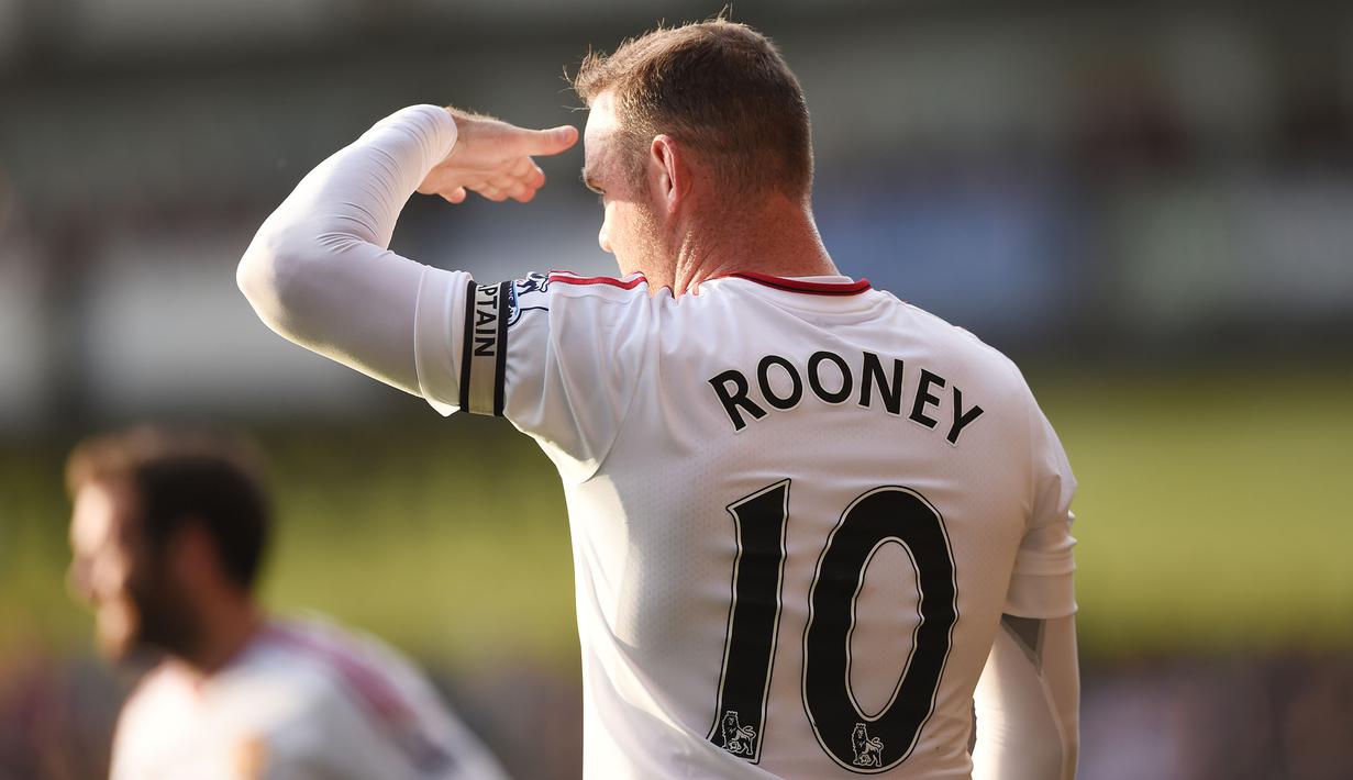 Kapten Manchester United, Wayne Rooney kecewa gagal meraih kemenangan atas Crystal Palace pada laga Liga Inggris di Stadion Selhurst Park, Inggris, Sabtu (31/10/2015). MU bermain imbang 0-0 dengan Palace. (Action Images via Reuters/Tony O'Brien)