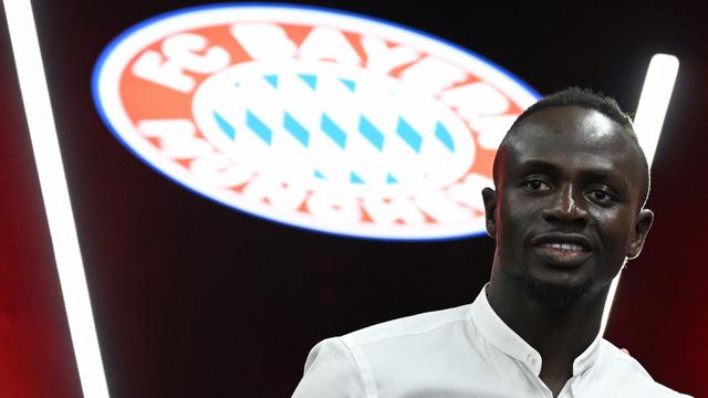 Foto: Momen Sadio Mane Saat Resmi Diperkenalkan Jadi Rekrutan Baru Bayern Munchen, Dikontrak hingga Tahun 2025