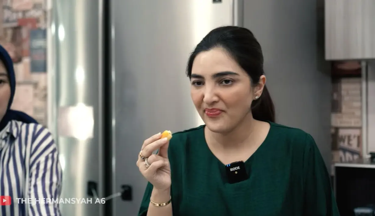 <p>Ashanty dan Sarah Menzel (Instagram/The Hermansyah A6)</p>