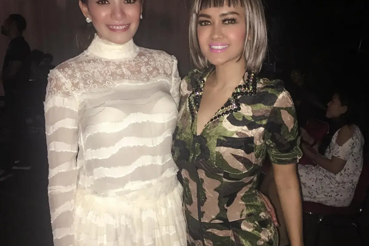 [Bintang] Nikita Mirzani dan Julia Perez