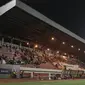 Suasana tribun saat Timnas Indonesia melawan Thailand di Stadion PTIK, Jakarta, Kamis, (31/5/2018). Indonesia takluk 1-2 dari Thailand. (Bola.com/M Iqbal Ichsan)