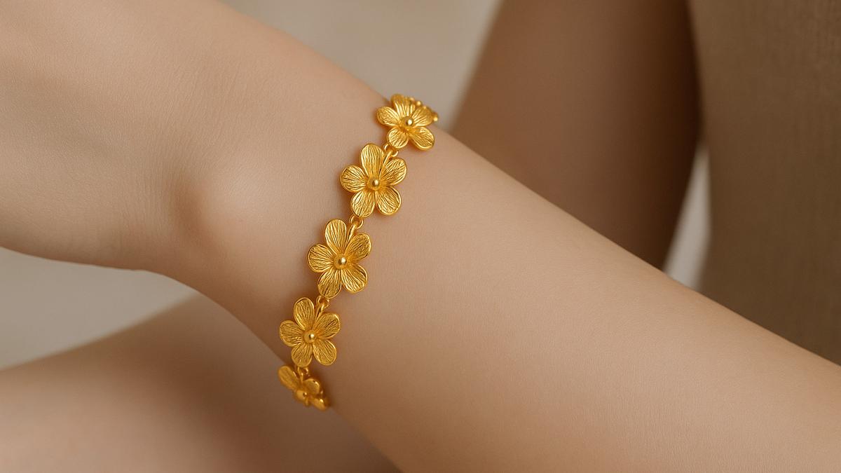 10 Model Gelang Emas Elegan 2 Gram Motif Bunga Trendi, Mana yang Cocok Untuk Anda?