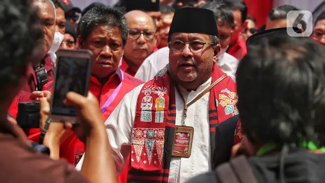 Kenakan Pakaian Khas Betawi, Pramono Anung dan Rano Karno Daftar Pilgub Jakarta