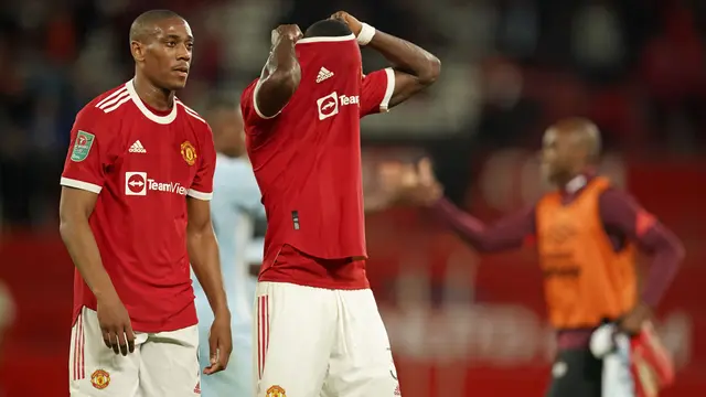 Foto: Dipermalukan West Ham, Manchester United Angkat Koper dari Carabao Cup