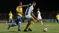 Duel Barito Putera vs PS Tira di Stadion 17 Mei, Banjarmasin, Senin (5/11/2018). (Bola.com/Permana Kusumadijaya)