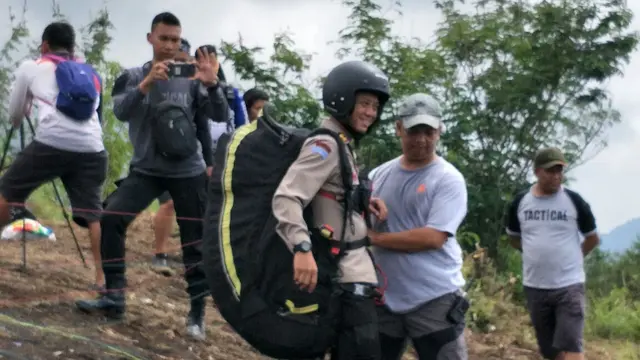 Kejuaraan paralayang gubernur cup 2018