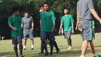 Gelandang Timnas Indonesia U-16, Hamsa Lestaluhu, gagal berangkat ke Piala AFF U-15. (Liputan6.com/Helmi Fithriansyah)