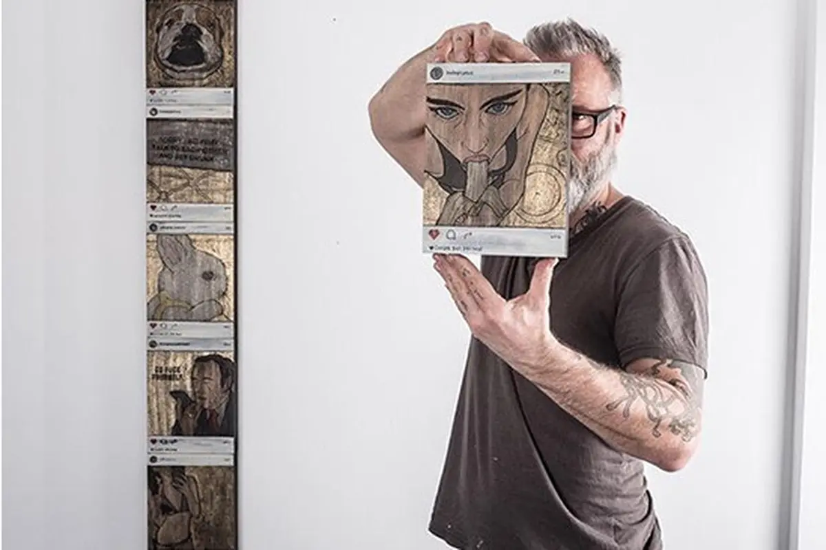 Alex Diamond Seniman Ini Pindahkan Postingan Instagram Jadi Gambar di Kayu