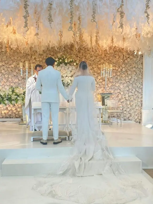 6 Potret Lokasi Pernikahan Caesar Hito dan Felicya Angelista, Elegan Serba Putih