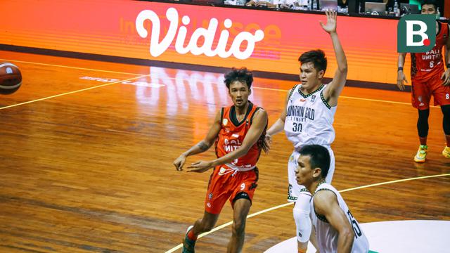 Dior Alexandros Lowhorn