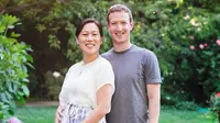 Mark Zuckerberg dan istrinya (sumber: facebook.com)