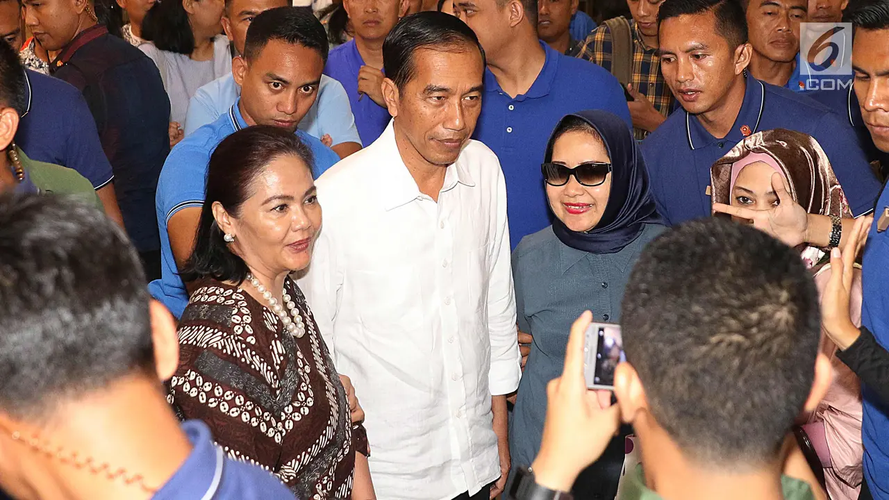 Jokowi Nonton Dilan 1990