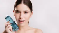 Apakah Boleh Memakai Toner Tanpa Kapas? Ini Penjelasannya