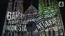 Pemutaran video mapping di Gereja Katedral menampilkan penggalan lagu-lagu semangat nasionalisme, Jakarta, Minggu (27/12/2019). Pemutaran video mapping ini untuk memperingati Hari Sumpah Pemuda ke-91 dan berlangsung hingga 28 Oktober. (Liputan6.com/Helmi Fithriansyah)