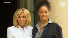 Pertemuan Rihanna bersama Presiden Prancis, Emmanuel Macron, itu membahas kegiatan amal di bidang kesehatan dan pendidikan.