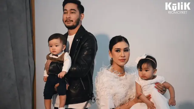 7 Pemotretan Syahnaz dan Jeje Bersama Si Kembar, Outfitnya Ditaksir Rp 4 Miliar