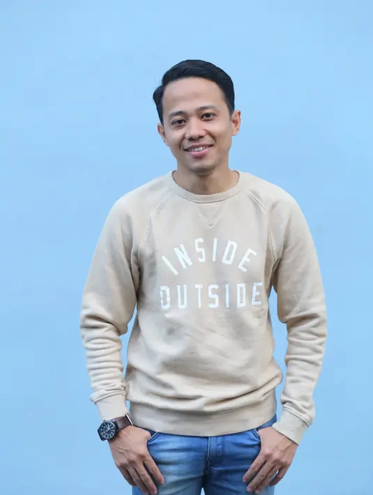 Pihak Green Pramuka City (GPC) merasa nama baiknya dicemarkan oleh Muhadkly alias Acho. Akibat tulisan di blog pribadi komika tersebut, pengelola apartemen merasa dirugikan. Bahkan, penjualan apartemennya merosot. (Adrian Putra/Bintang.com)