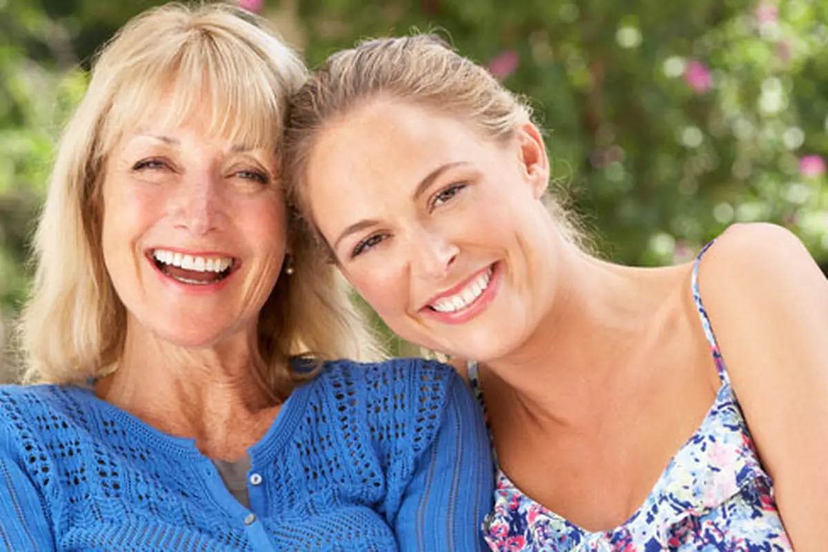 (c) shutterstock