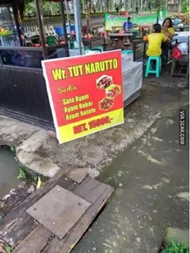 6 Spanduk Penjual Ayam Bakar Ini Nyeleneh Banget, Bikin Ngakak