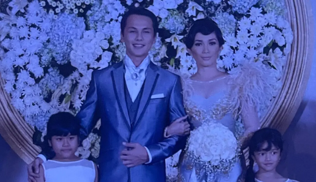 Ussy Sulistiawaty dan Andhika Pratama (Instagram/ussypratama)