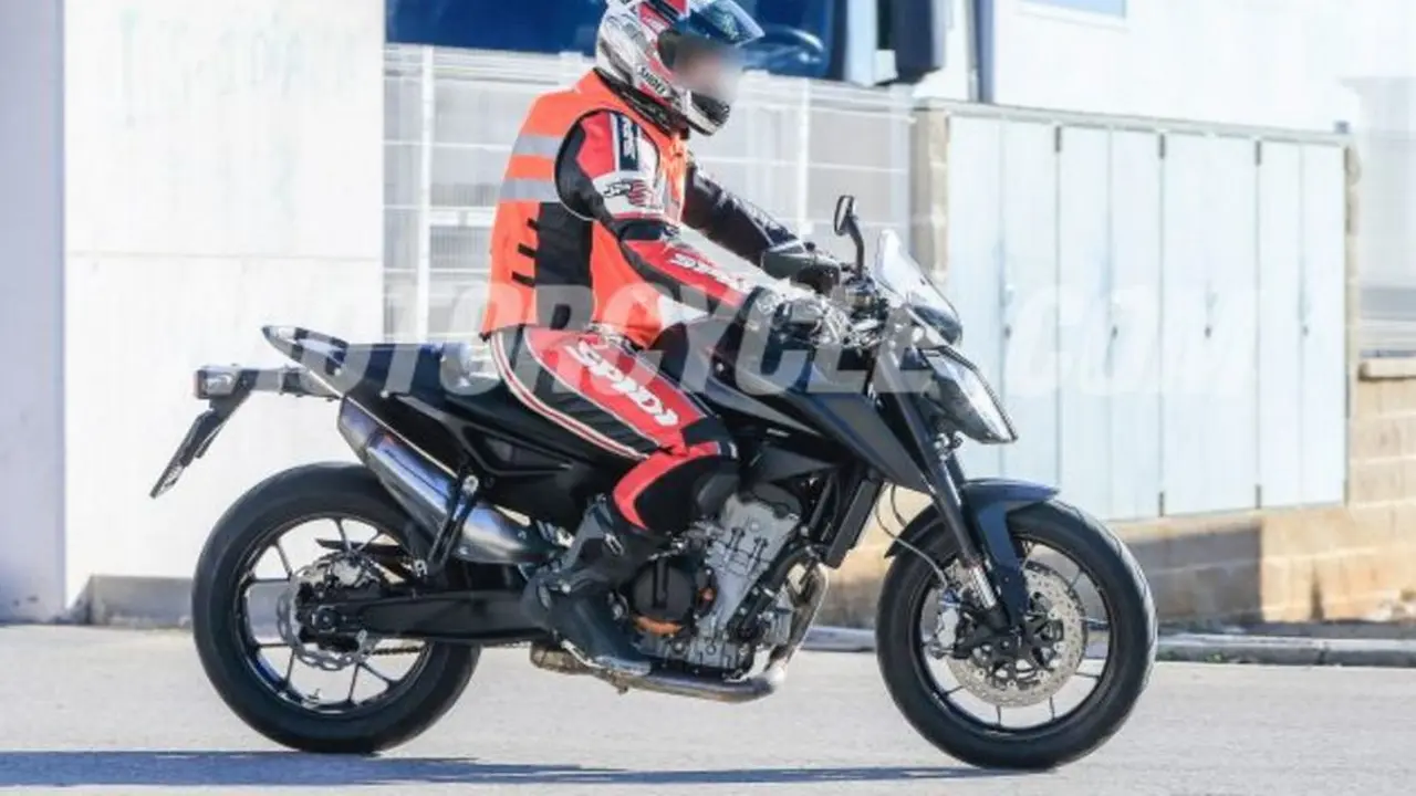 KTM 790 Duke