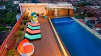 Hotel dengan infinity pool terbaik di Bandung (primepark.co.id)