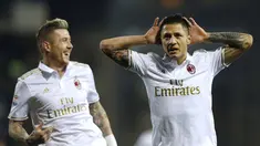 AC Milan meraih kemenangan 4-1 atas Empoli pada pertandingan pekan ke-14 Serie A di Stadio Carlo Castellani, Sabtu (26/11/2016). (AFP/Marco Bertorello)