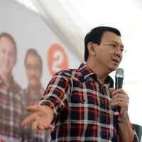 Kejaksaan Agung menyatakan tidak menahan gubernur nonaktif DKI Jakarta, Ahok. (via: Bintang,com/Nurwahyunan)
