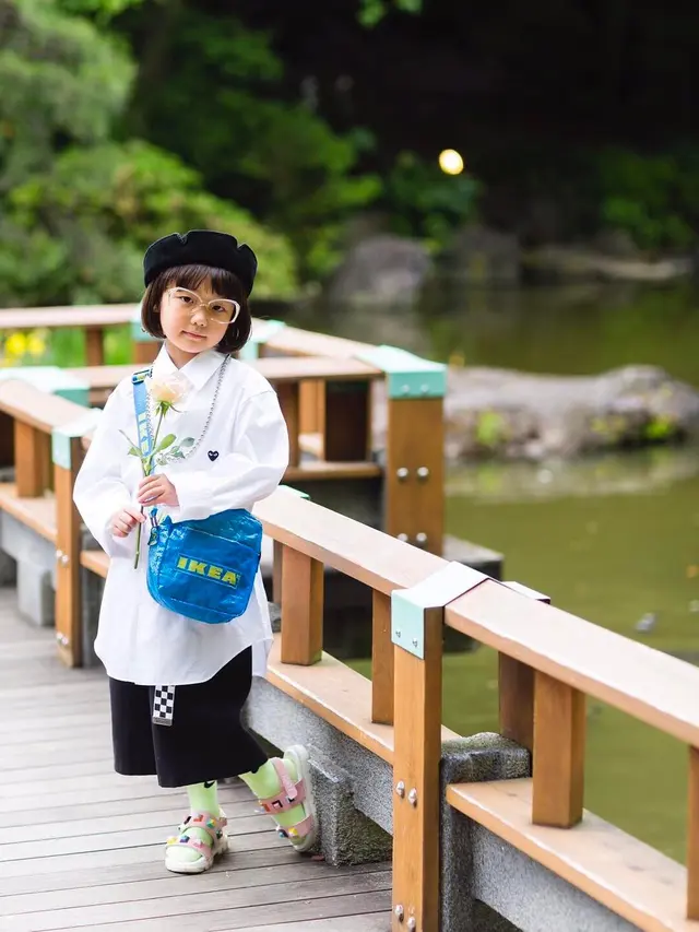 [Bintang] Fashion Bocah 7 Tahun Ini Bikin Kamu Minder dalam Berpakaian (Sumber foto: instagram.com/coco_pinkprincess)