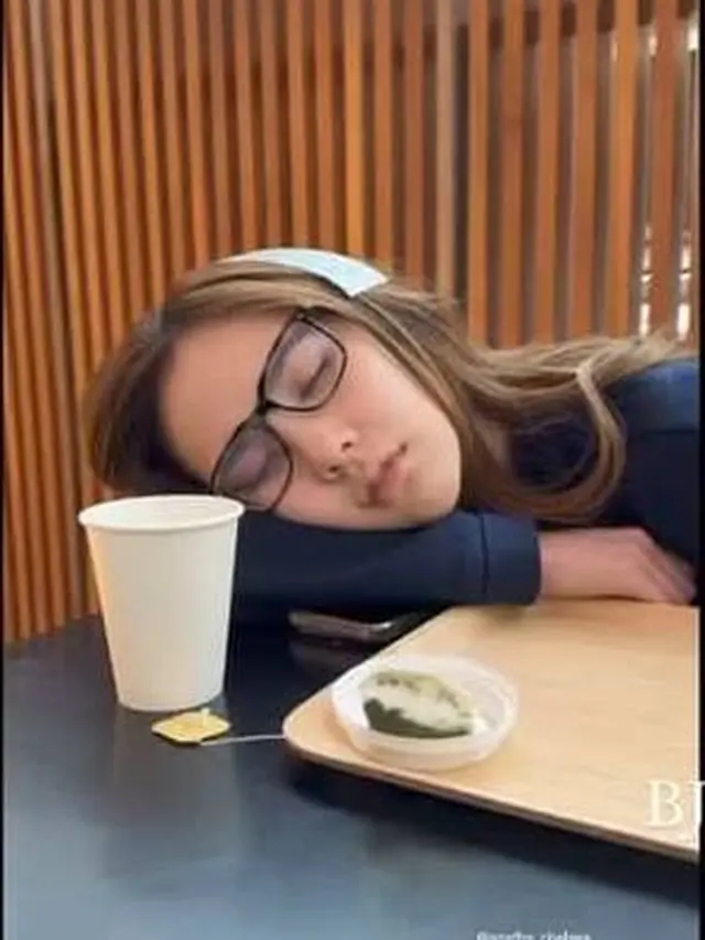 7 Momen Agatha Chelsea Syuting Film di Jepang, Potretnya saat Tidur Jadi Sorotan