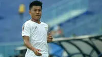 Pemain sayap Persela, Jefri Kurniawan. (Bola.com/Iwan Setiawan)