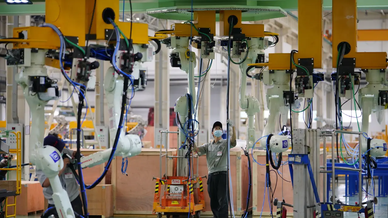 Mengintip Aktivitas Industri Robotik di Tangshan China