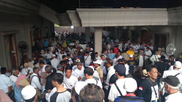 Relawan Pena 45 deklarasi dukungan Prabowo-Sandiaga (dok. Merdeka.com