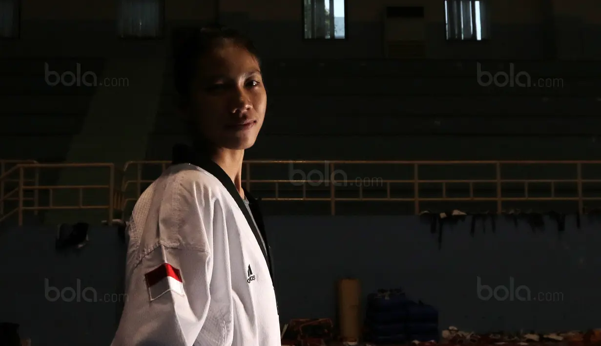 Mariska lahir pada 28 Maret 1994 dan mulai belajar Taekwondo sejak TK dari sang Ayah. (Bola.com/Nicklas Hanoatubun) 