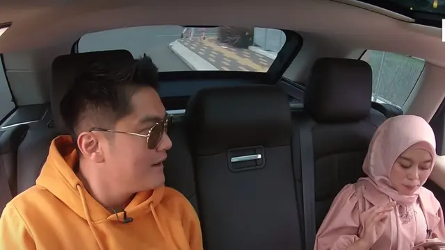 Unggahan Boy William bersama Lesti Kejora. (Foto: YouTube Boy William)