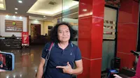 Deolipa Yumara melaporkan pengacara baru Bharada E, Ronny Talapessy ke Polres Jaksel atas dugaan pencemaran nama baik. (Merdeka.com)