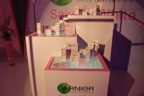 Garnier Sakura White | copyright vemale.com
