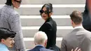 Perampokan itu terjadi ketika Kim Kardashian sedang berada di ibu kota Prancis, untuk menghadiri Paris Fashion Week 2016. (Alain JOCARD/AFP)