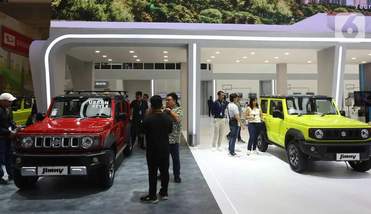 Dalam GIIAS 2024, Suzuki menampilkan beberapa mobil seperti Jimny, All New Ertiga, serta Grand Vitara. (Liputan6.com/Angga Yuniar)